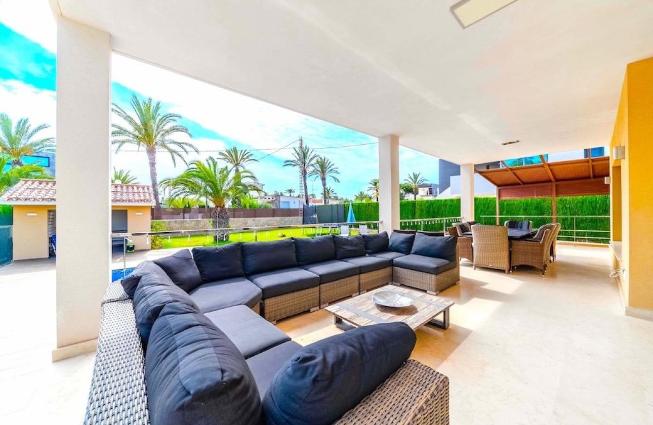 Resale - Villa - Cabo Roig - Costa blanca
