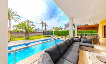 Resale - Villa - Cabo Roig - Costa blanca