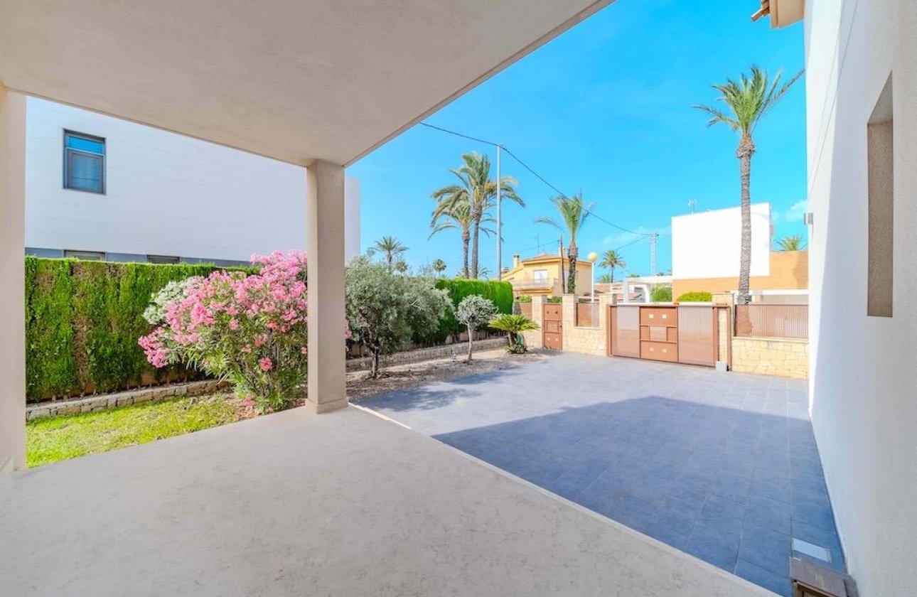 Resale - Villa - Cabo Roig - Costa blanca