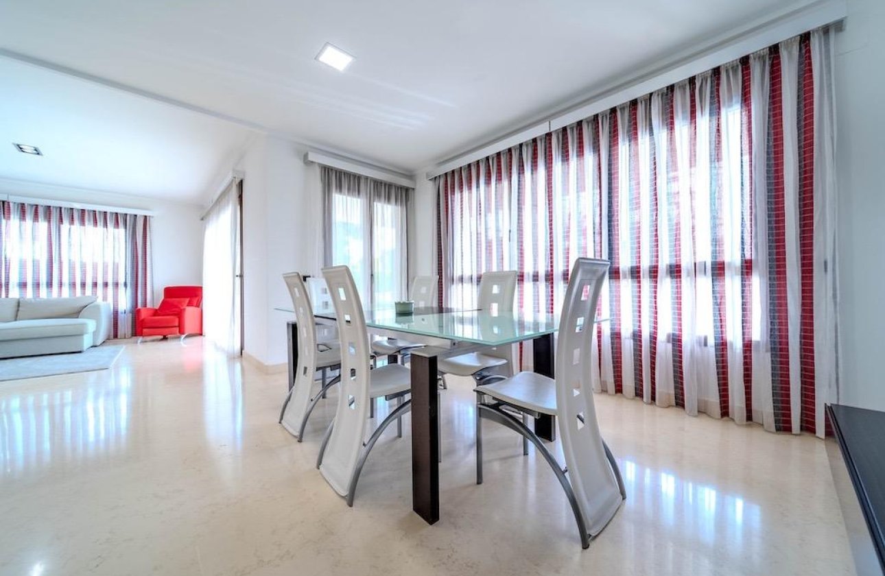Resale - Villa - Cabo Roig - Costa blanca