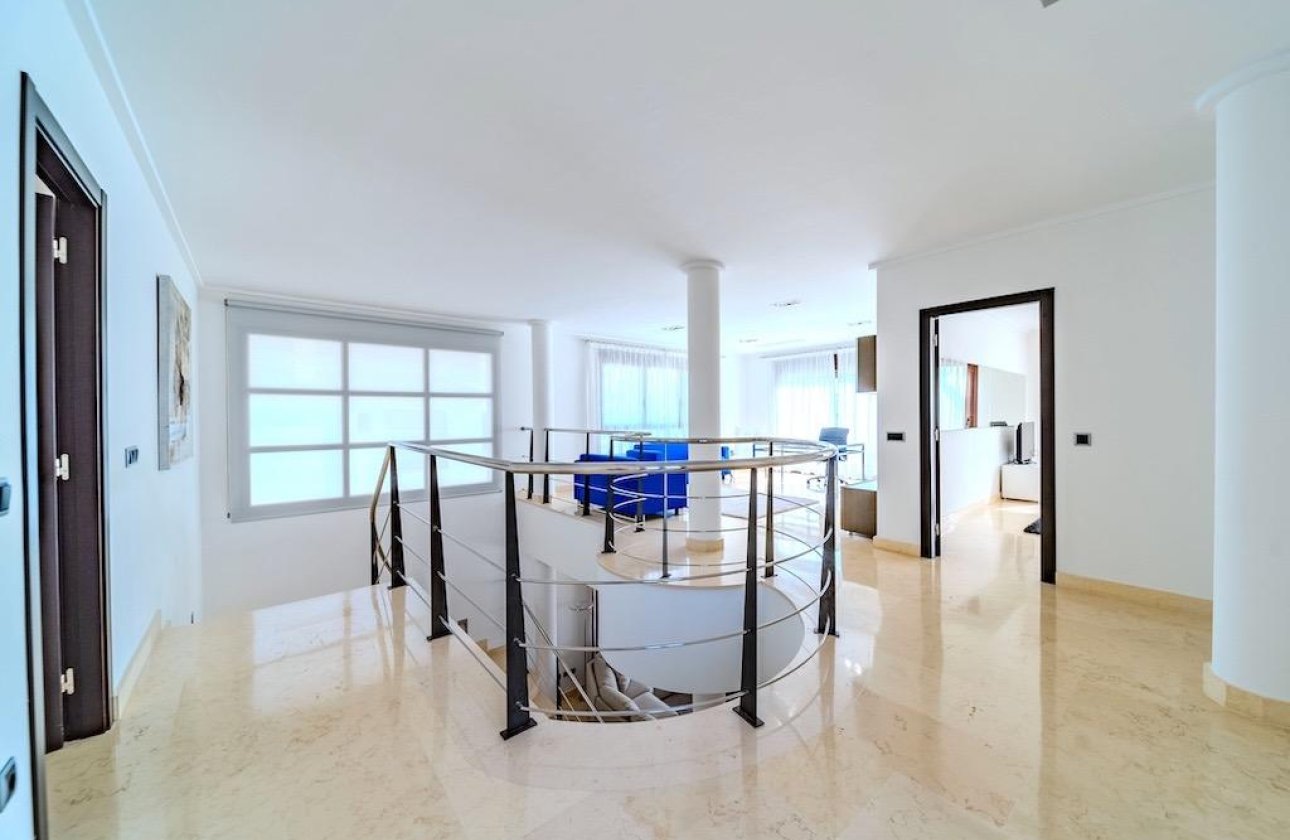 Resale - Villa - Cabo Roig - Costa blanca