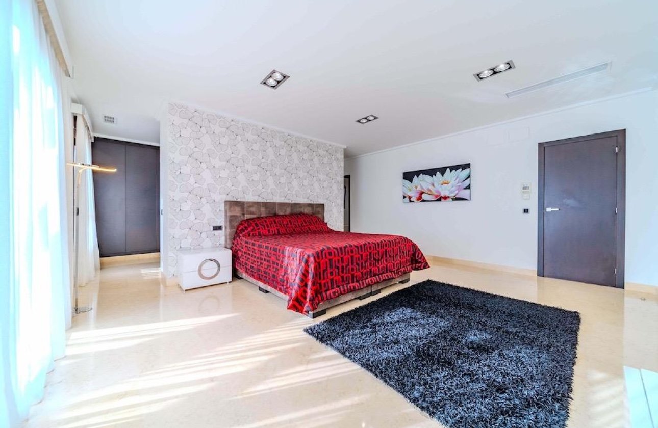 Resale - Villa - Cabo Roig - Costa blanca