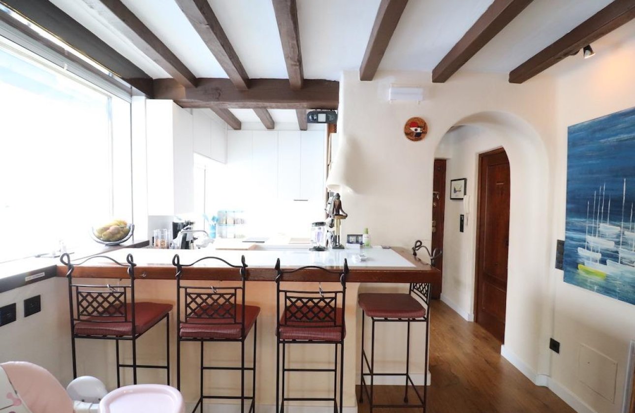 Resale - Villa - Orihuela Costa - Montezenia