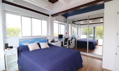 Resale - Villa - Orihuela Costa - Montezenia