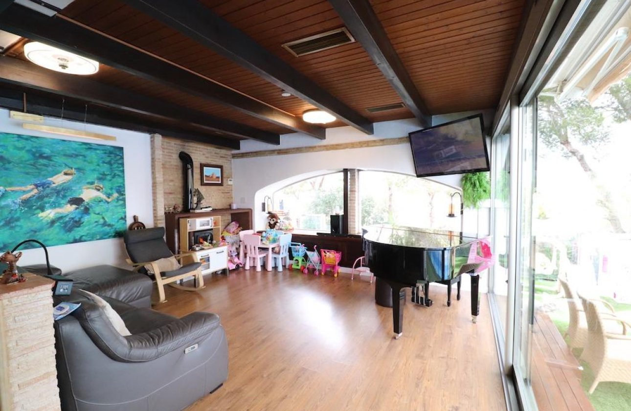 Resale - Villa - Orihuela Costa - Montezenia