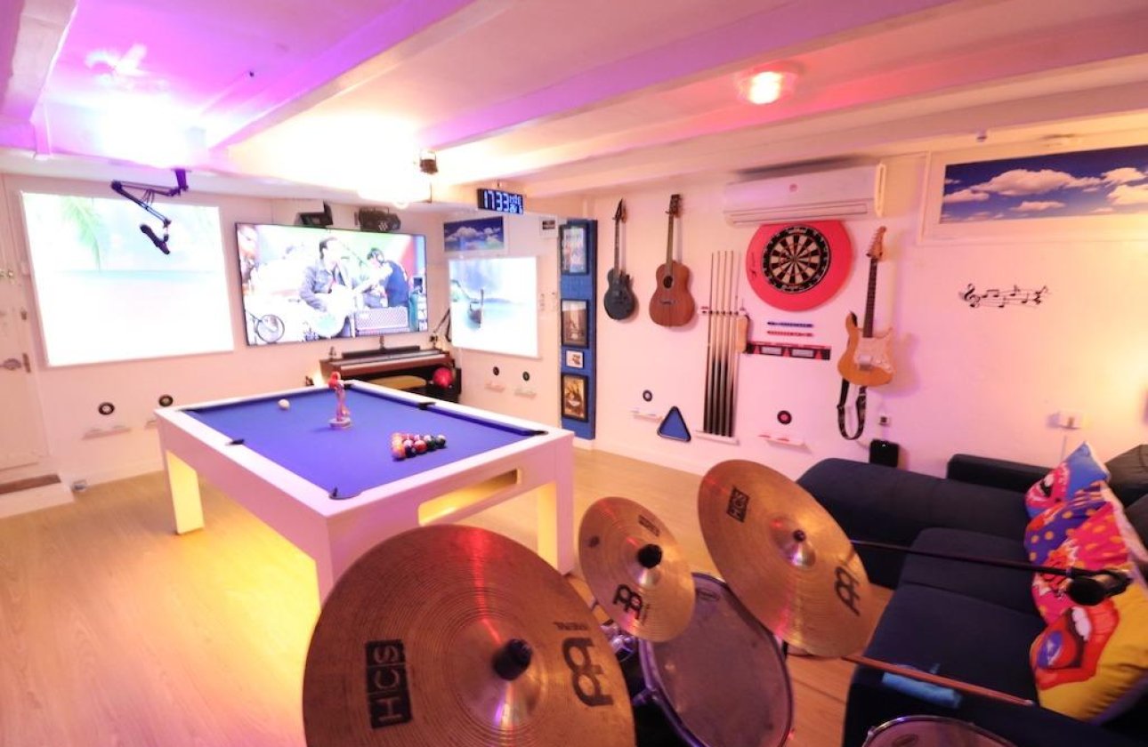 Resale - Villa - Orihuela Costa - Montezenia