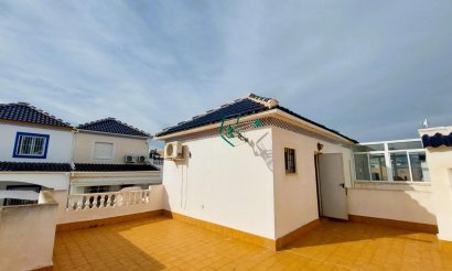 Resale - Villa - Torrevieja - Los altos