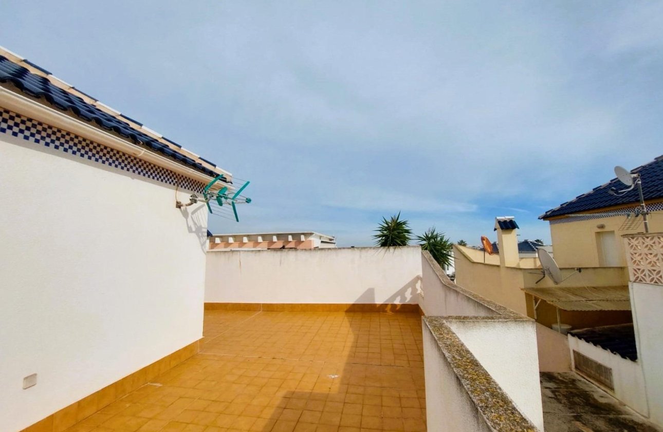 Resale - Villa - Torrevieja - Los altos