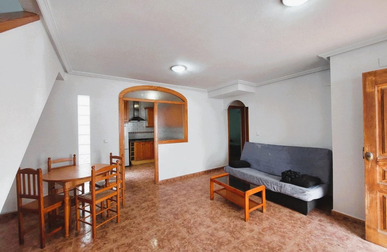 Resale - Villa - Torrevieja - Los altos