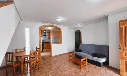 Resale - Villa - Torrevieja - Los altos