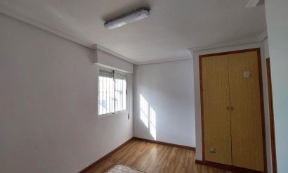 Resale - Villa - Torrevieja - Los altos