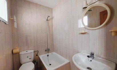 Resale - Villa - Torrevieja - Los altos