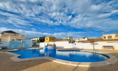 Resale - Villa - Torrevieja - Los altos