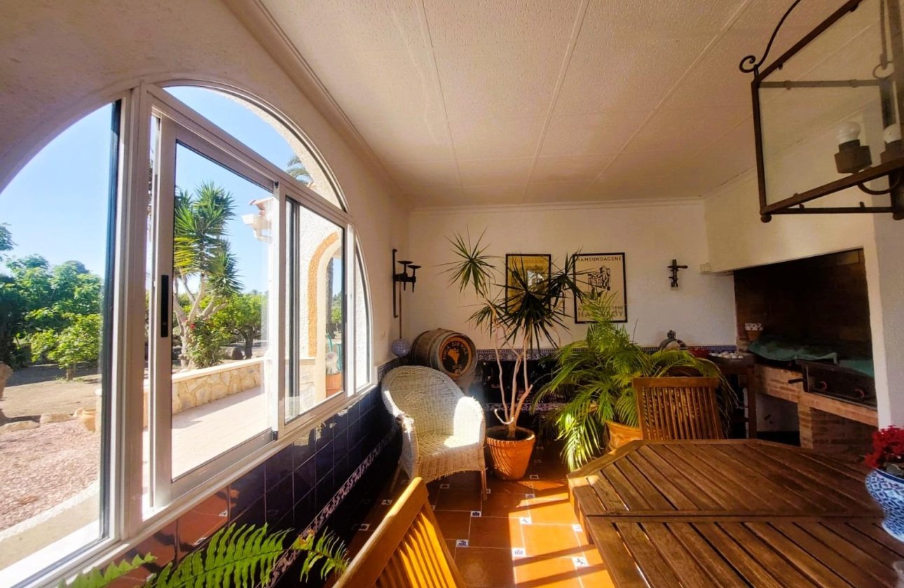 Resale - Villa - La Marina