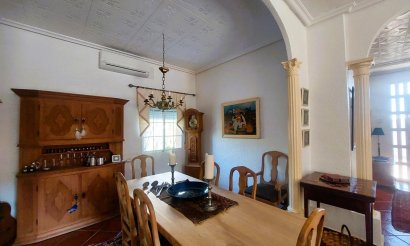 Resale - Villa - La Marina