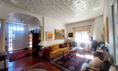 Resale - Villa - La Marina