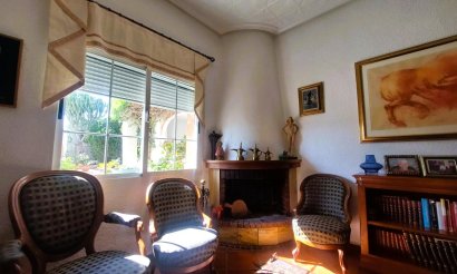 Resale - Villa - La Marina