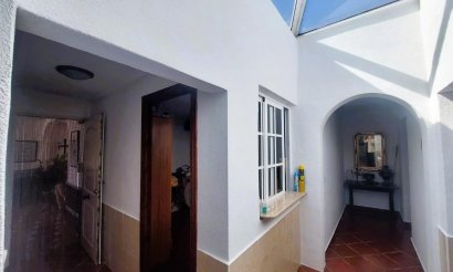 Resale - Villa - La Marina