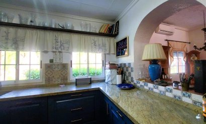 Resale - Villa - La Marina