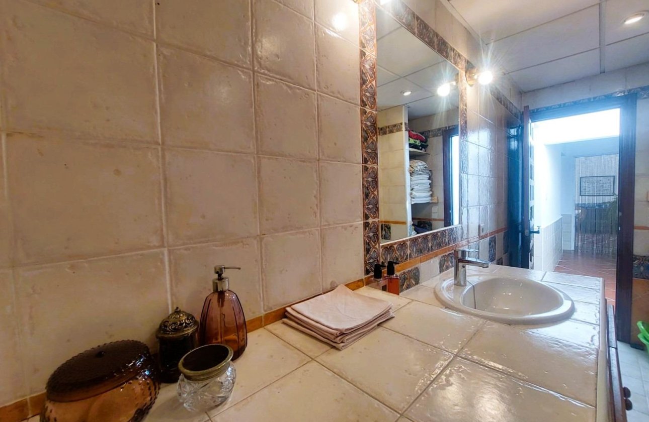 Resale - Villa - La Marina