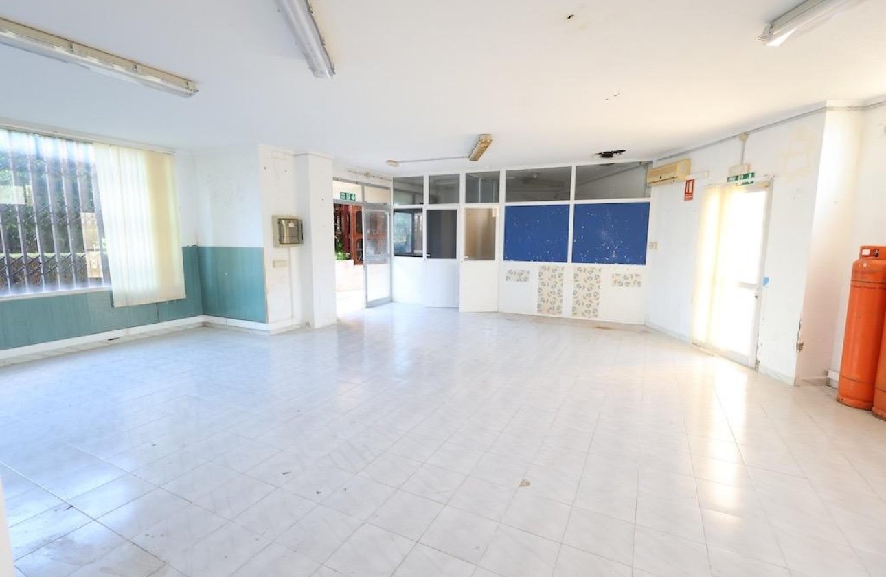 Resale - Commercial - Orihuela Costa - La Zenia