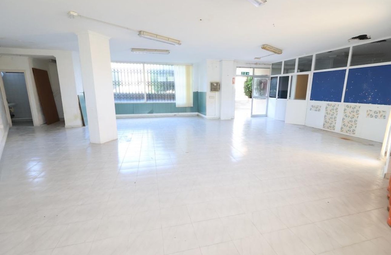 Resale - Commercial - Orihuela Costa - La Zenia