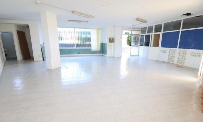 Resale - Commercial - Orihuela Costa - La Zenia