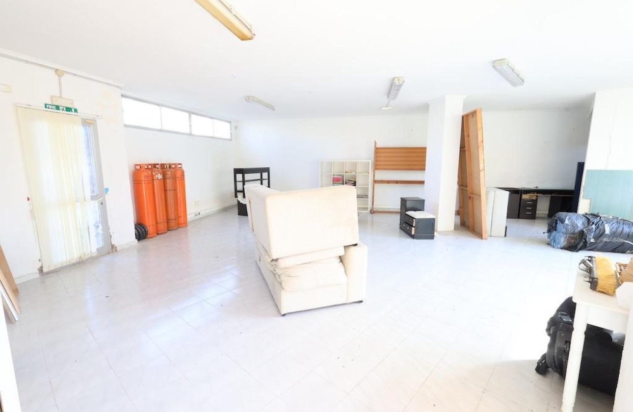 Resale - Commercial - Orihuela Costa - La Zenia