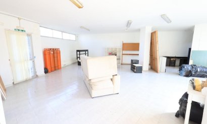 Resale - Commercial - Orihuela Costa - La Zenia
