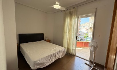 Resale - Apartment / flat - Torrevieja - Centro
