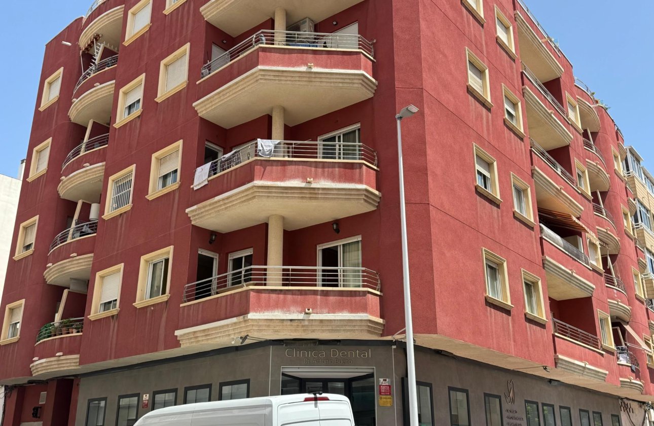 Resale - Apartment / flat - Torrevieja - Centro
