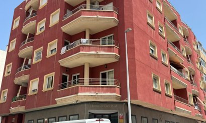 Resale - Apartment / flat - Torrevieja - Centro