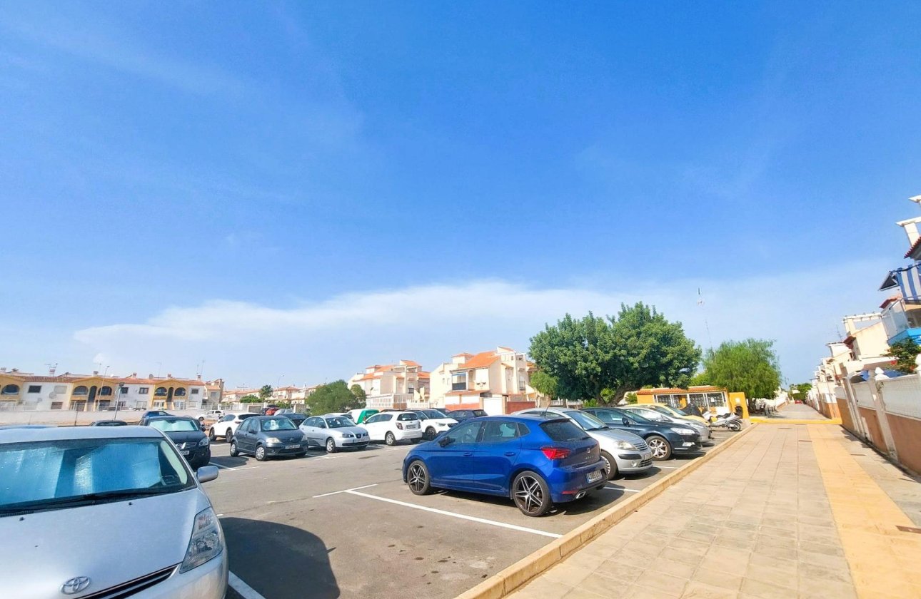 Resale - Bungalow - Orihuela Costa - Playa Flamenca