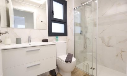 Resale - Apartment / flat - Orihuela Costa - Villamartín-Las Filipinas