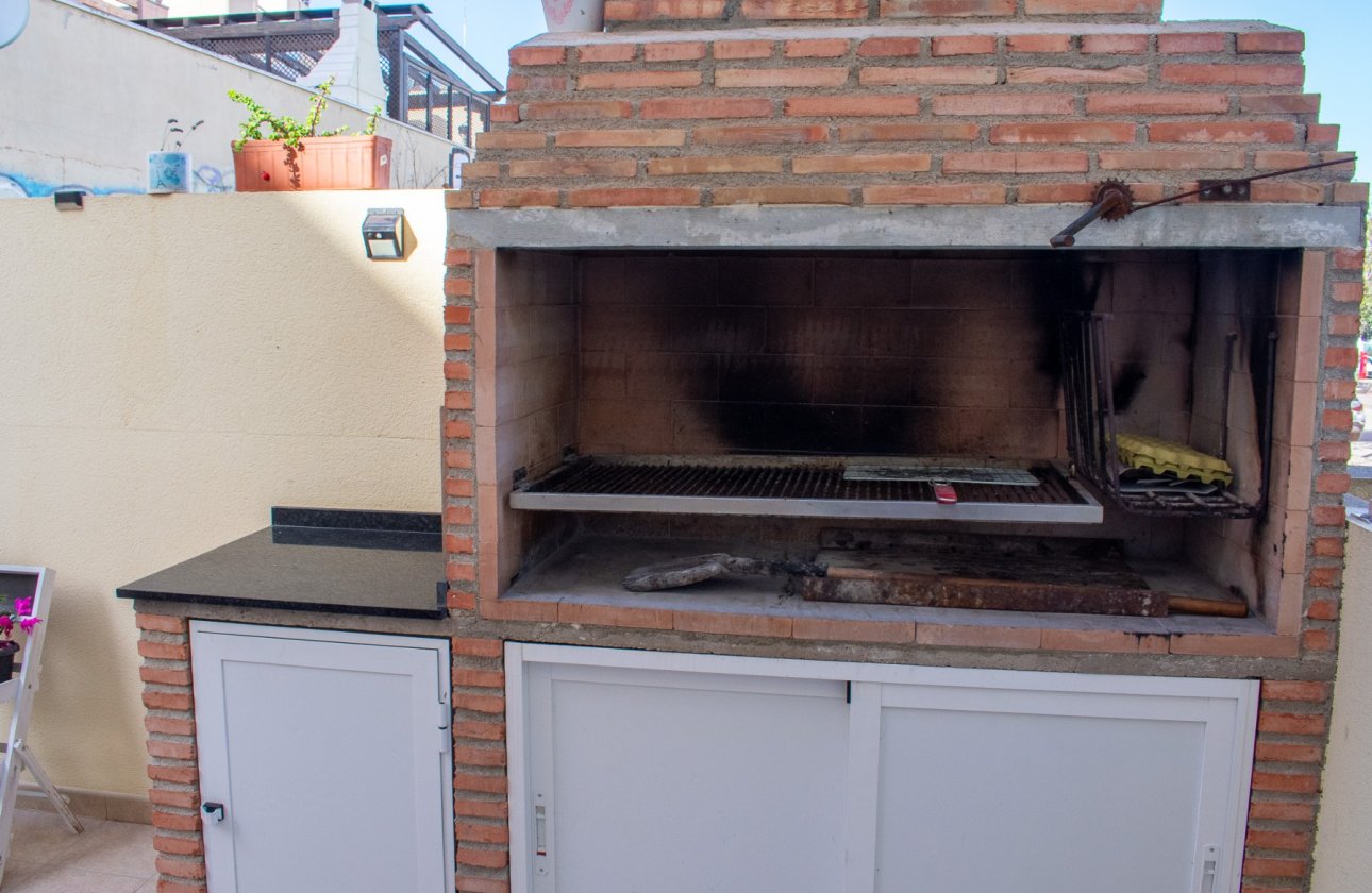 Resale - Villa - Guardamar del Segura - Urbanizaciones