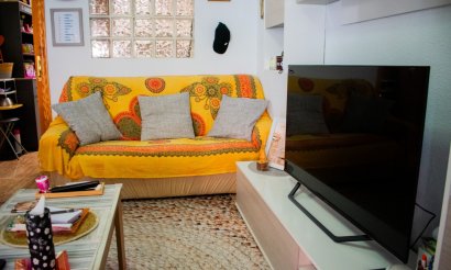 Resale - Villa - Torrevieja - La Siesta - El Salado - Torreta