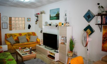 Resale - Villa - Torrevieja - La Siesta - El Salado - Torreta