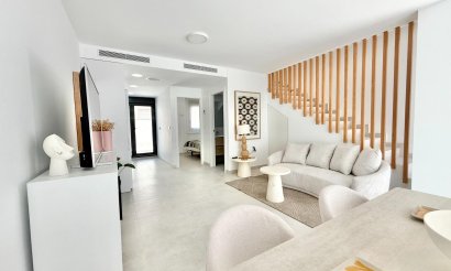 New Build - Townhouse - Cox - San Fernando