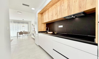 New Build - Townhouse - Cox - San Fernando