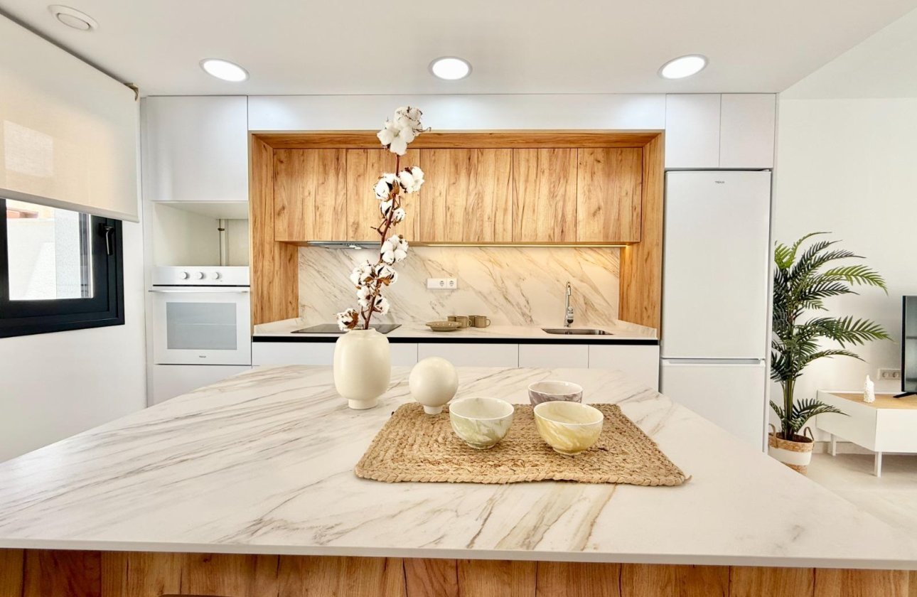 Obra nueva - Adosado - Cox - San Fernando