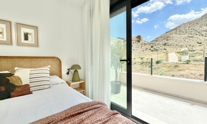 Obra nueva - Adosado - Cox - San Fernando