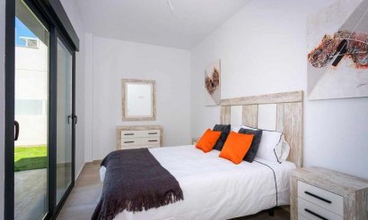 New Build - Townhouse - Daya Nueva - Centro