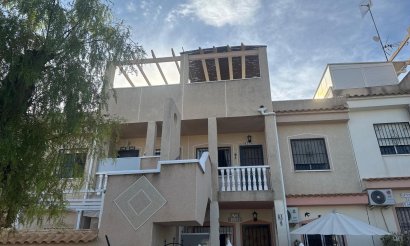 Resale - Bungalow - Orihuela Costa - La Florida