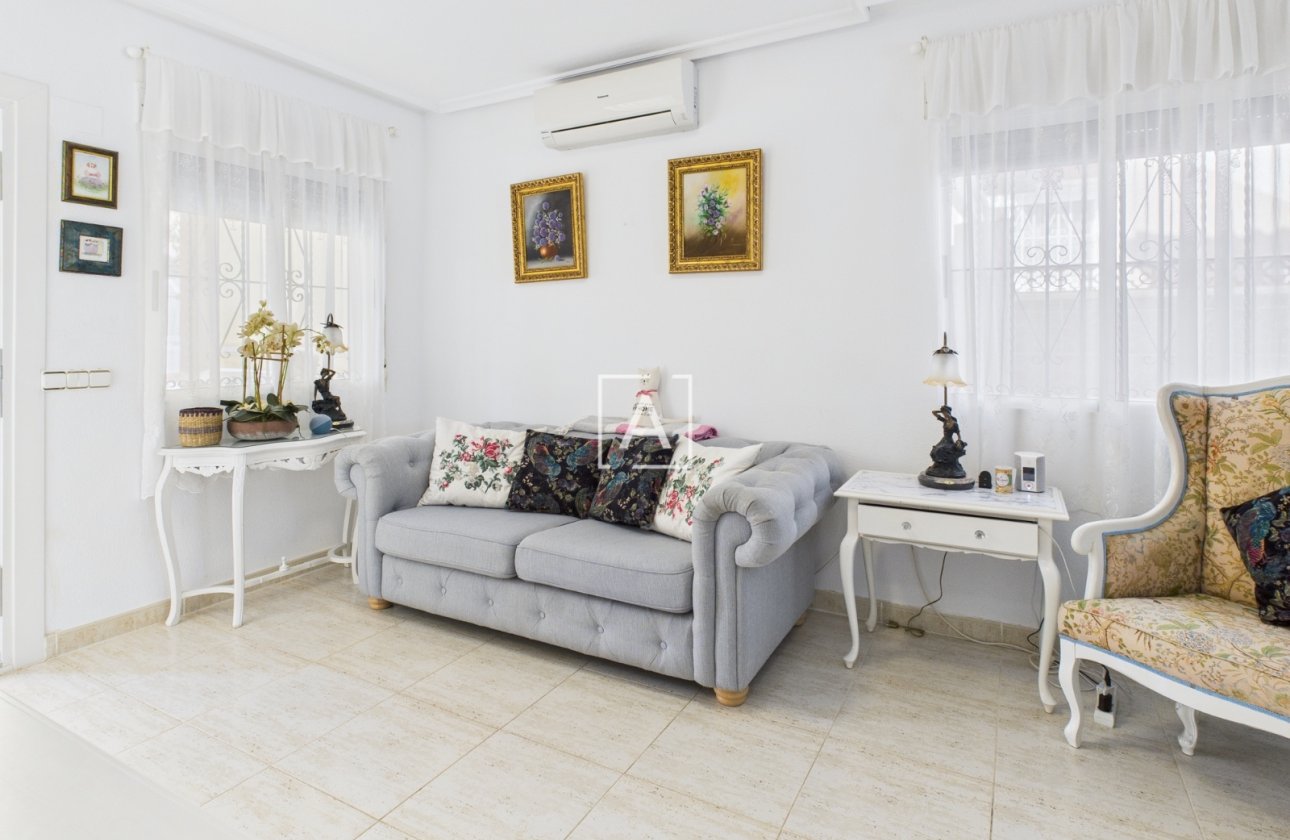 Resale - Townhouse - Pinar de Campoverde