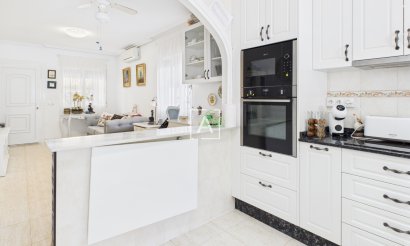 Resale - Townhouse - Pinar de Campoverde