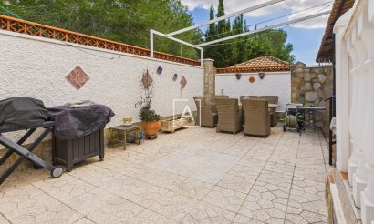 Resale - Townhouse - Pinar de Campoverde