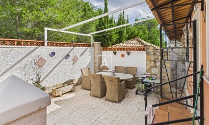 Resale - Townhouse - Pinar de Campoverde