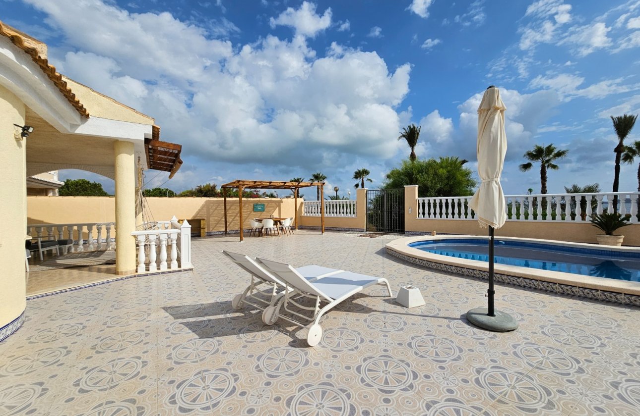 Resale - Villa - Los Urrutias - Estrella De Mar