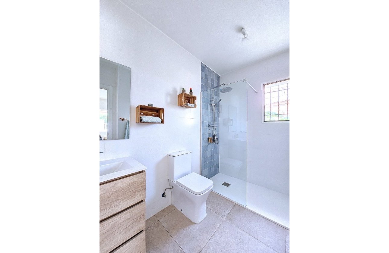 Resale - Villa - Los Urrutias - Estrella De Mar