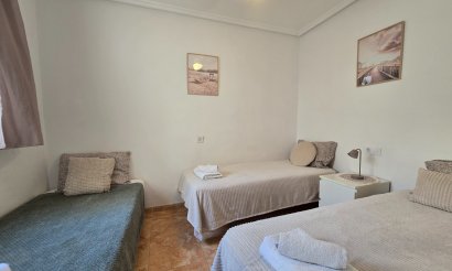 Resale - Apartment / flat - Torrevieja - El limonar